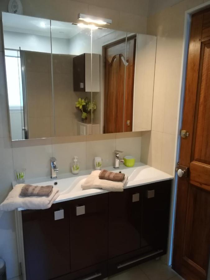 Appartements Dans Villa Privee Avec Piscine, Jardin, Parking Clos, Wifi, Climatisation Meyreuil Dış mekan fotoğraf