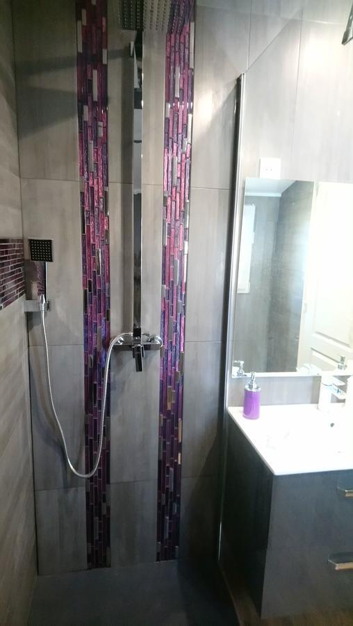 Appartements Dans Villa Privee Avec Piscine, Jardin, Parking Clos, Wifi, Climatisation Meyreuil Dış mekan fotoğraf