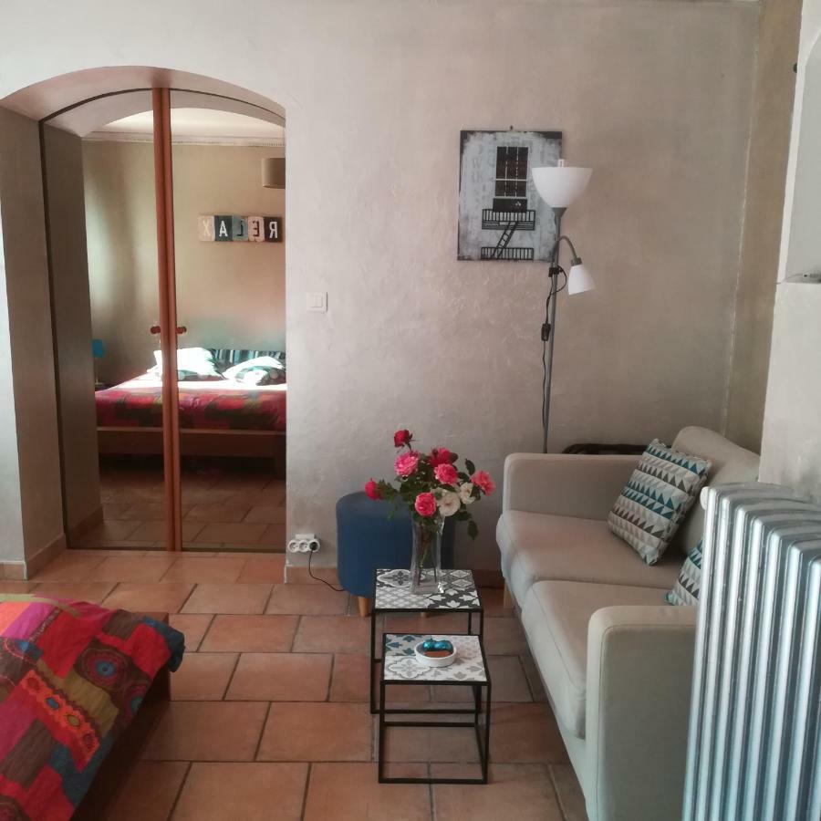 Appartements Dans Villa Privee Avec Piscine, Jardin, Parking Clos, Wifi, Climatisation Meyreuil Dış mekan fotoğraf