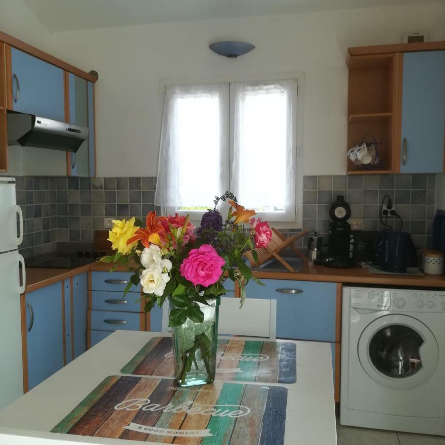 Appartements Dans Villa Privee Avec Piscine, Jardin, Parking Clos, Wifi, Climatisation Meyreuil Dış mekan fotoğraf