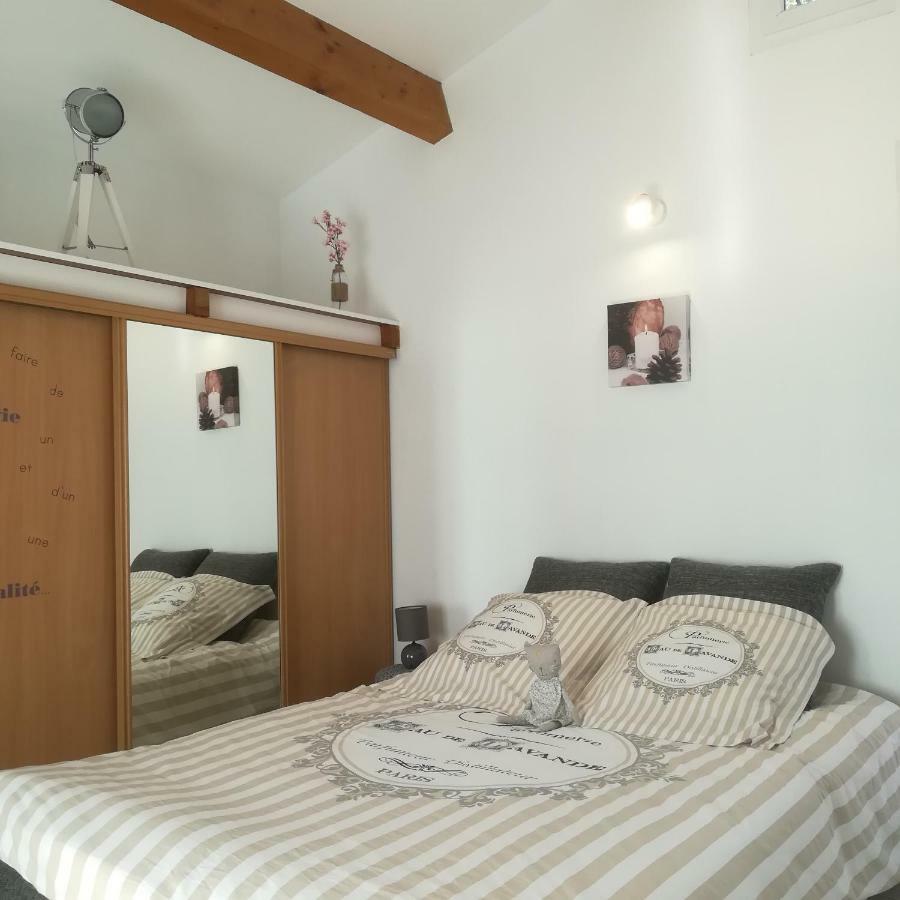 Appartements Dans Villa Privee Avec Piscine, Jardin, Parking Clos, Wifi, Climatisation Meyreuil Dış mekan fotoğraf